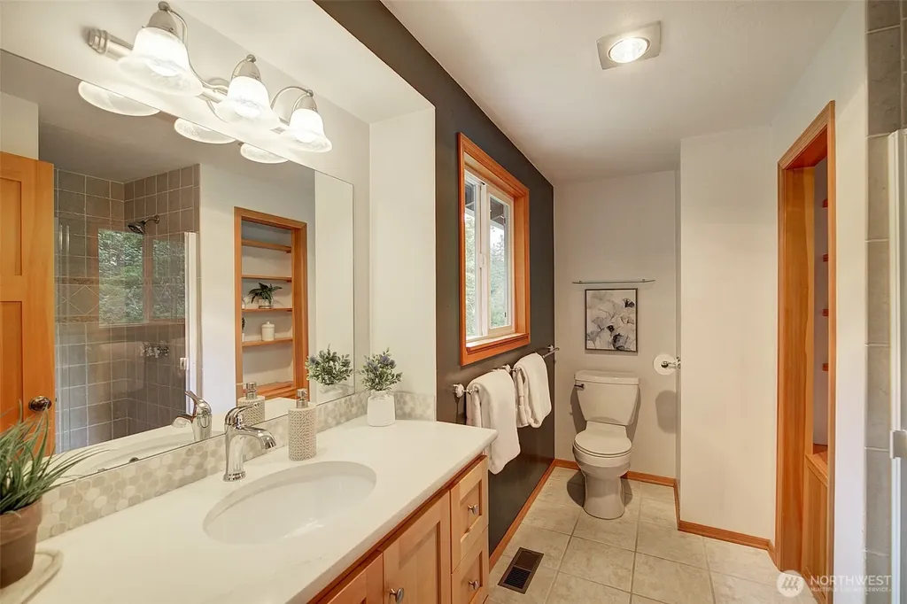11546 84th Avenue NE Kirkland WA 98034