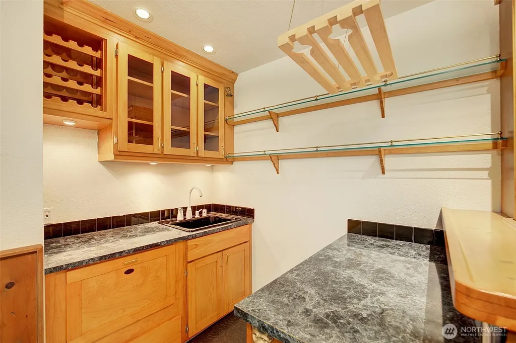 11546 84th Avenue NE Kirkland WA 98034