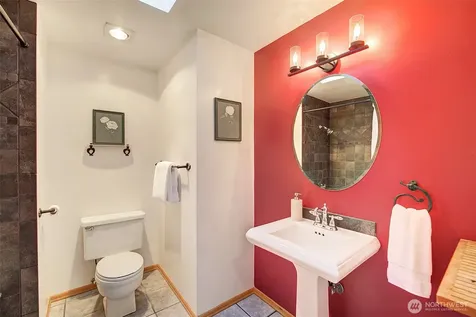11546 84th Avenue NE Kirkland WA 98034