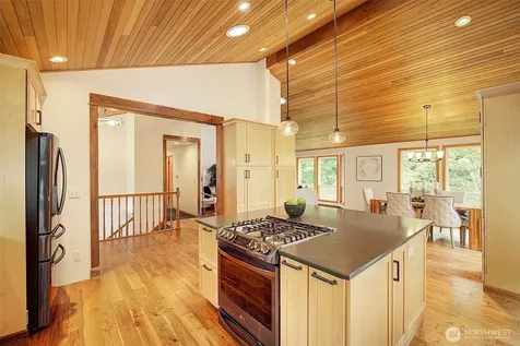 11546 84th Avenue NE Kirkland WA 98034