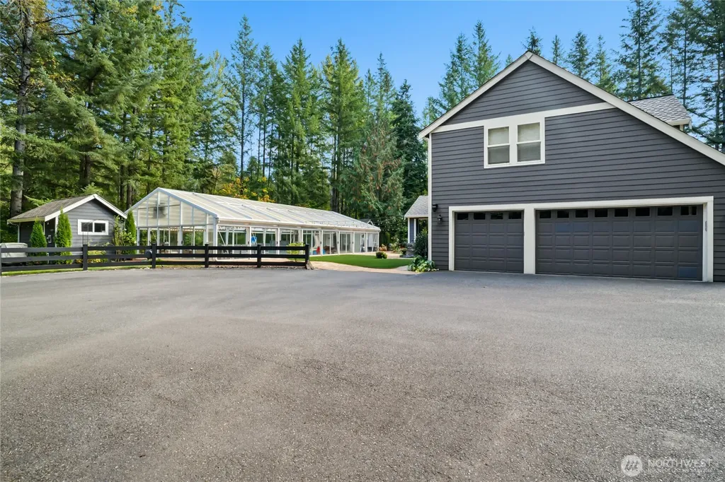 27924 SE 268th Street Ravensdale WA 98051
