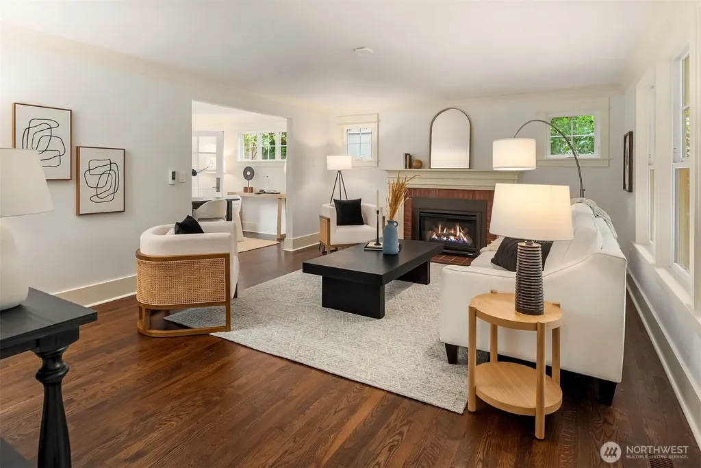 4712 90th Avenue SE Mercer Island WA 98040