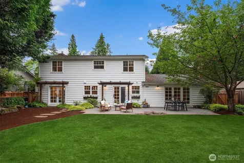 4712 90th Avenue SE Mercer Island WA 98040