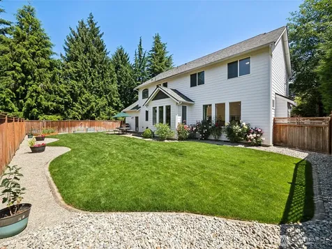 8813 119th Street Ct E Puyallup WA 98373