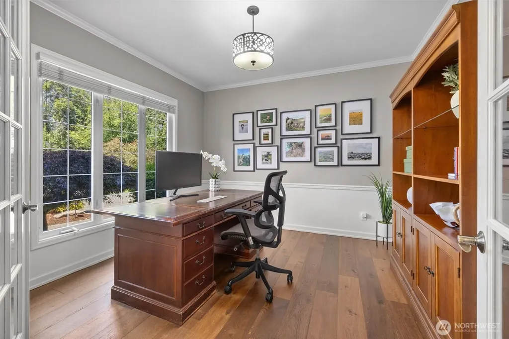 26555 SE 15th Street Sammamish WA 98075