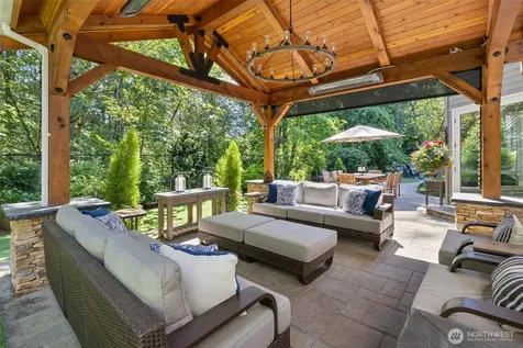 26555 SE 15th Street Sammamish WA 98075