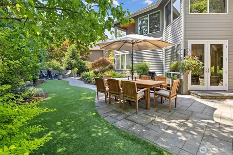 26555 SE 15th Street Sammamish WA 98075