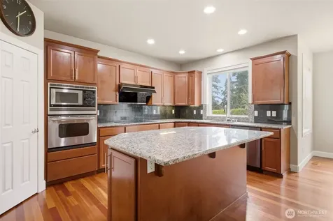 8111 113th Street Ct E Puyallup WA 98373