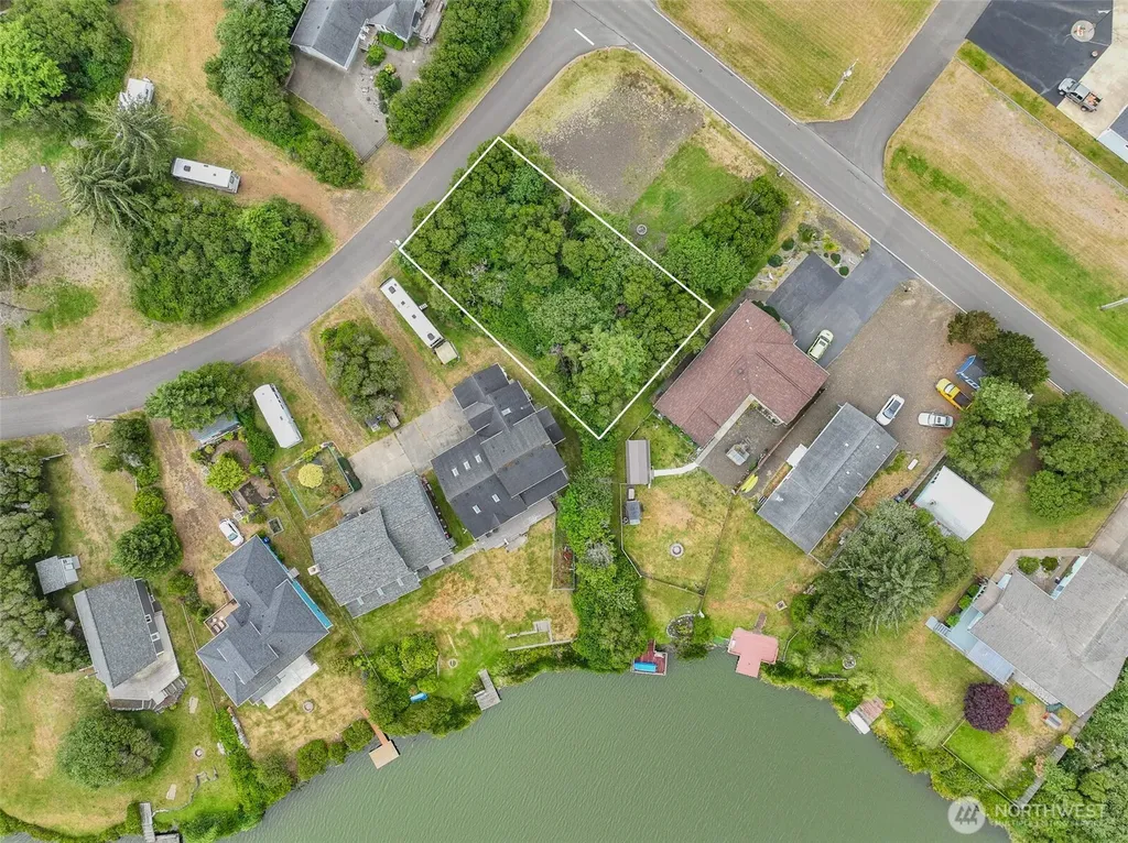 134 Sea Breeze Loop SW Ocean Shores WA 98569