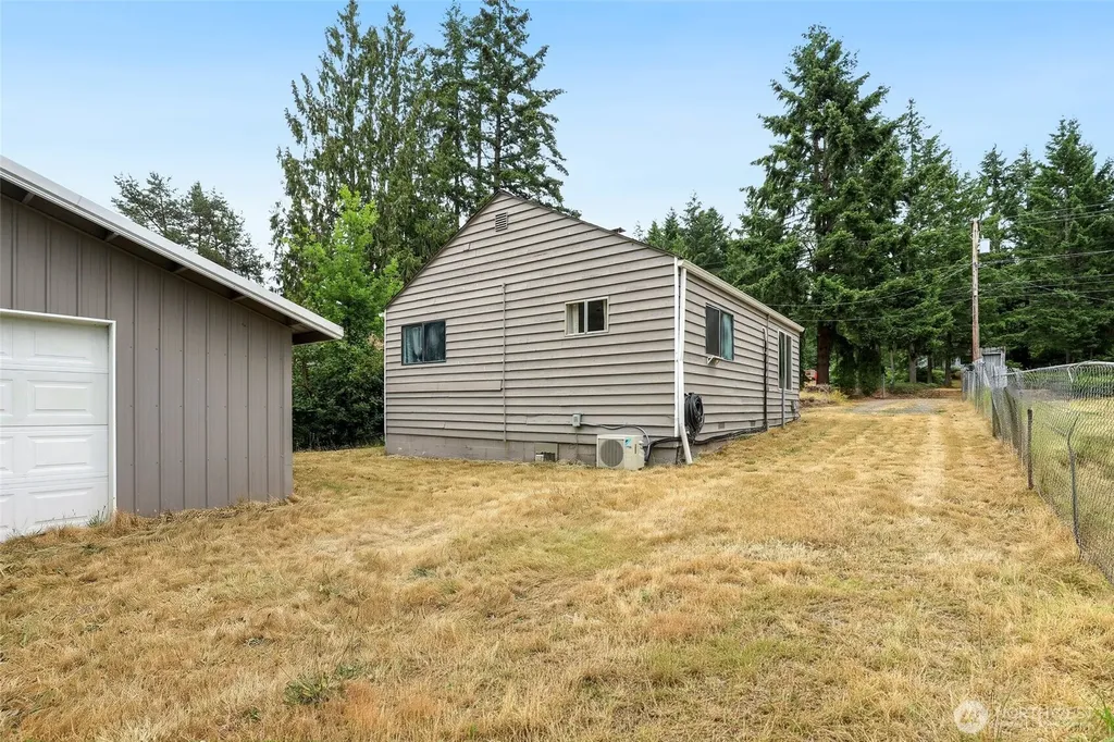 6166 Bethel Road SE Port Orchard WA 98367