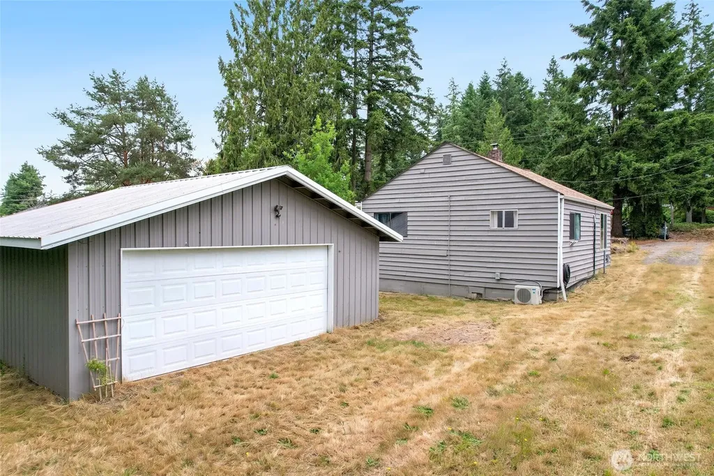 6166 Bethel Road SE Port Orchard WA 98367