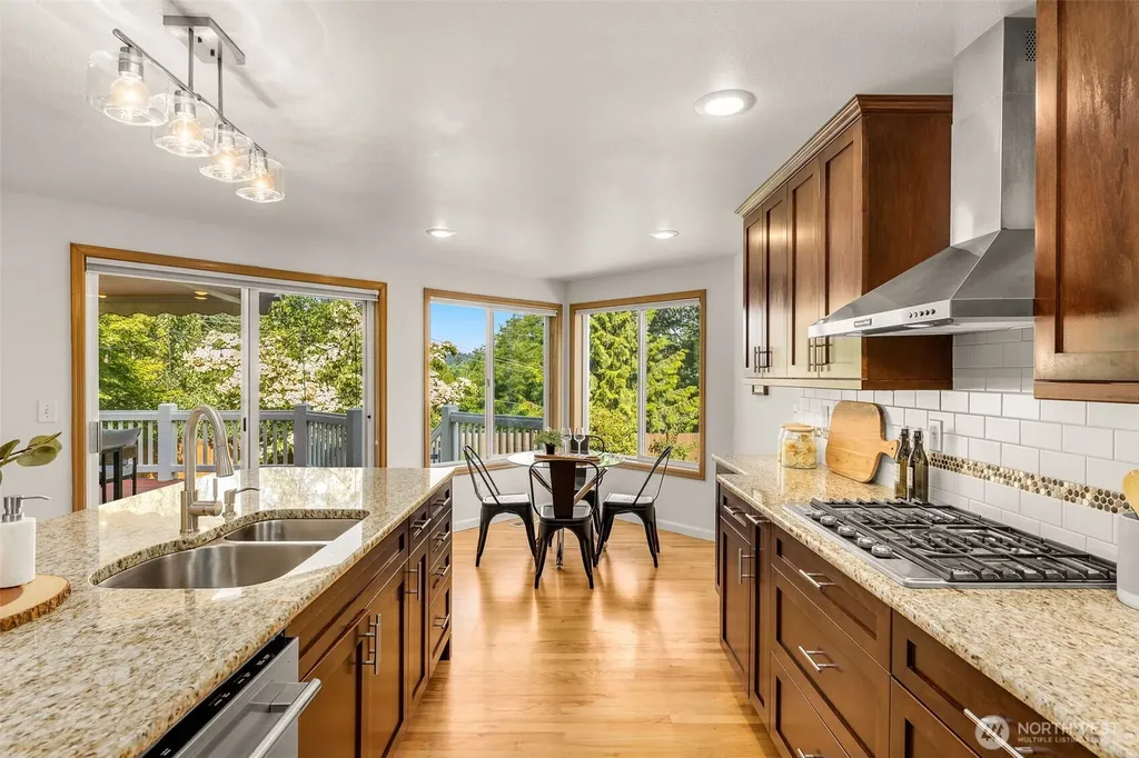 1917 237th Place SE Bothell WA 98021