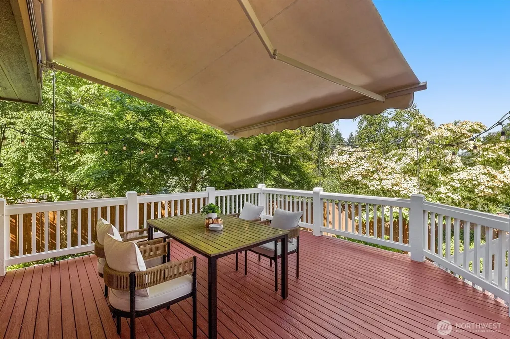 1917 237th Place SE Bothell WA 98021