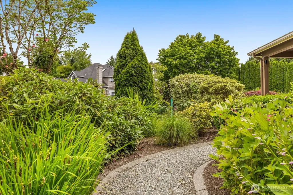 1917 237th Place SE Bothell WA 98021