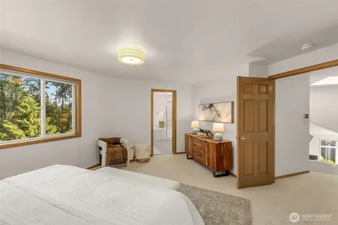 1917 237th Place SE Bothell WA 98021