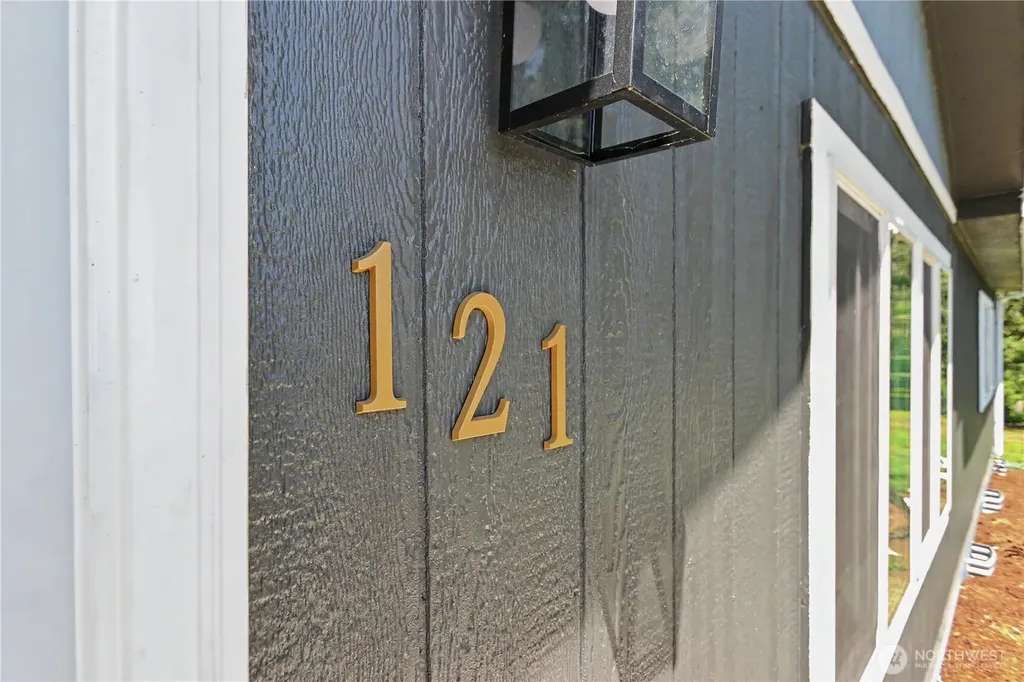 121 W Carman Road N Shelton WA 98584
