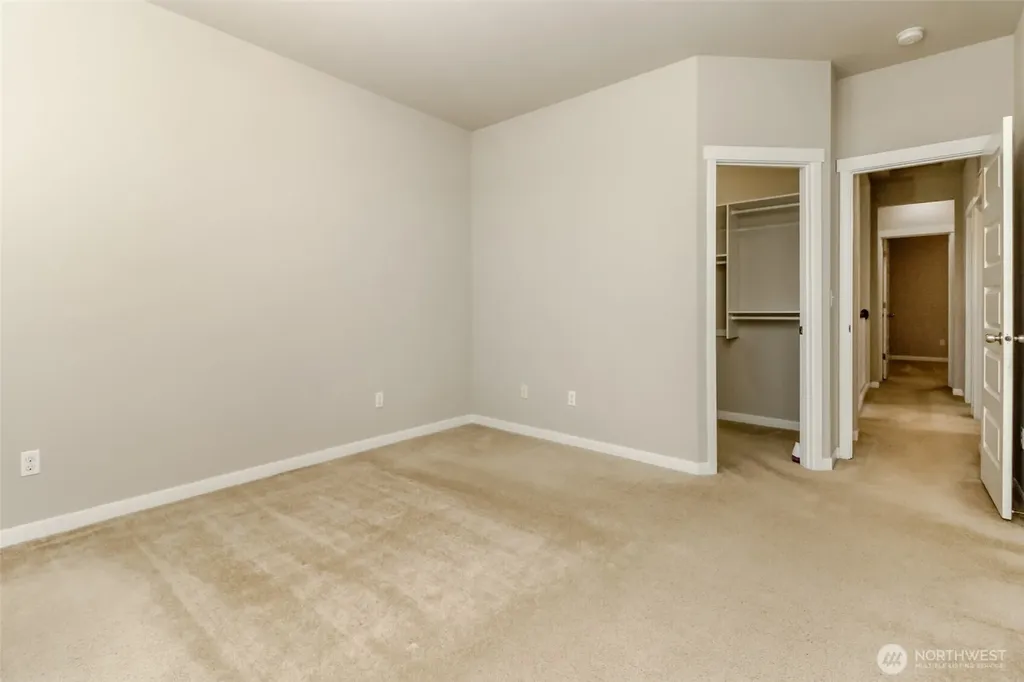 34113 10th Court SW Federal Way WA 98023