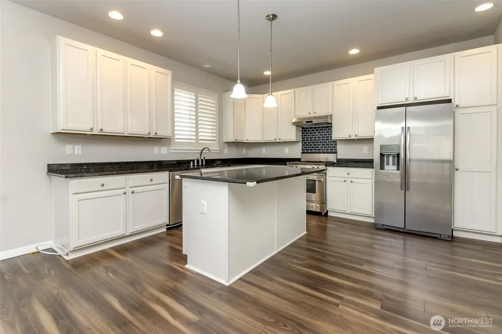 34113 10th Court SW Federal Way WA 98023