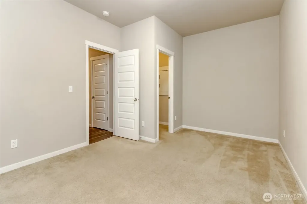 34113 10th Court SW Federal Way WA 98023