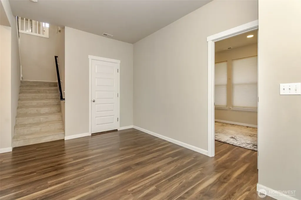 34113 10th Court SW Federal Way WA 98023