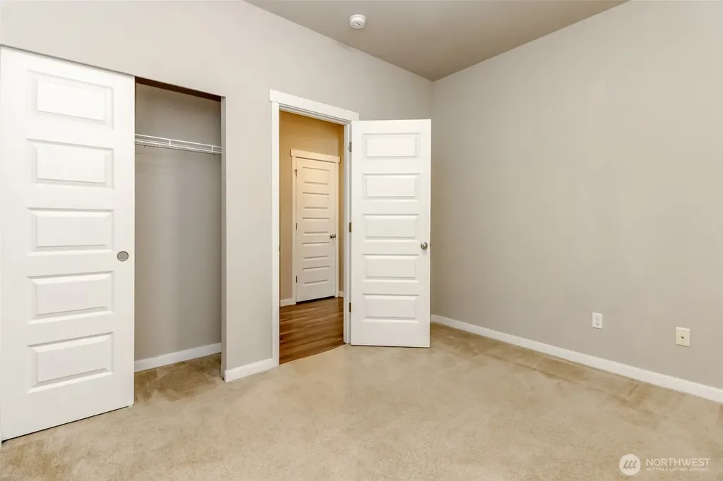 34113 10th Court SW Federal Way WA 98023
