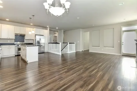34113 10th Court SW Federal Way WA 98023