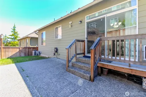 34113 10th Court SW Federal Way WA 98023