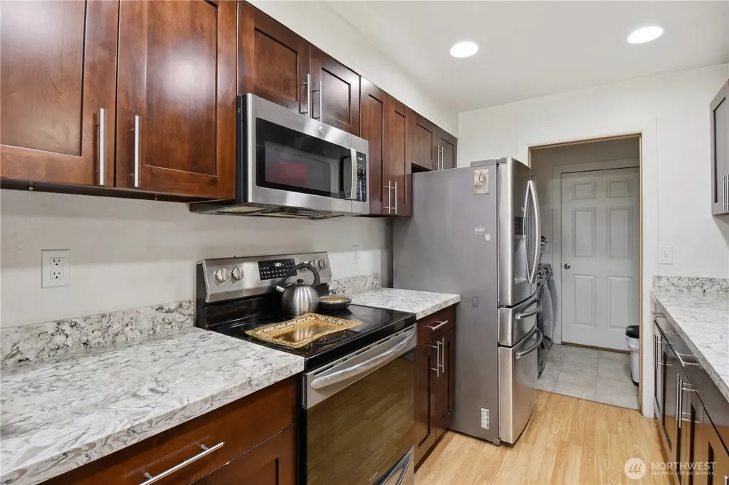 17511 52nd Avenue W Lynnwood WA 98037