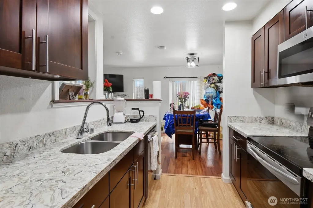 17511 52nd Avenue W Lynnwood WA 98037