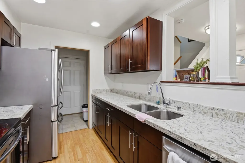 17511 52nd Avenue W Lynnwood WA 98037