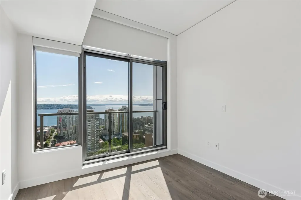 2510 6th Avenue Seattle WA 98121