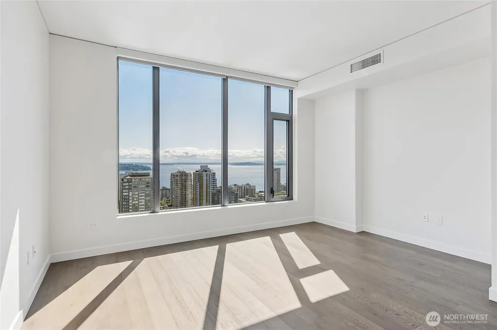 2510 6th Avenue Seattle WA 98121