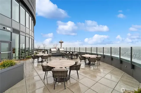 2510 6th Avenue Seattle WA 98121