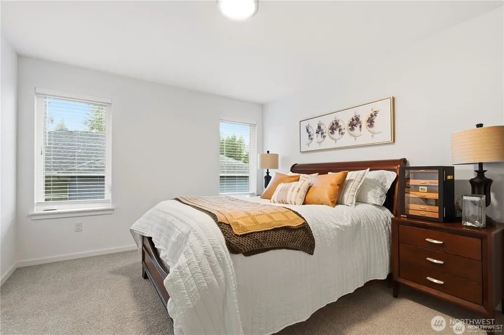 6563 SE 8th Place Renton WA 98059