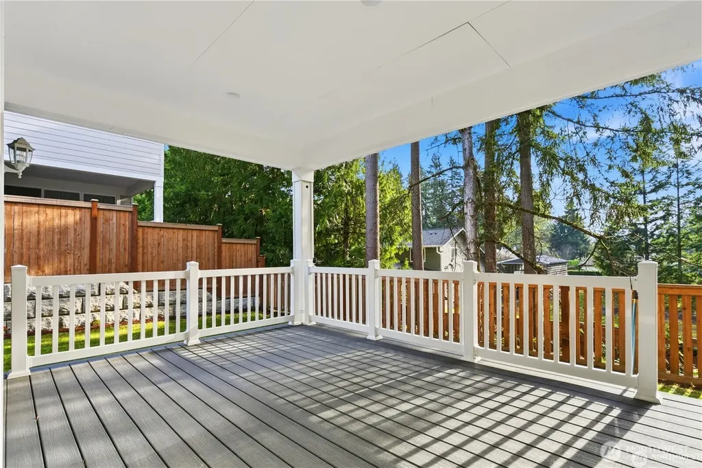 6563 SE 8th Place Renton WA 98059