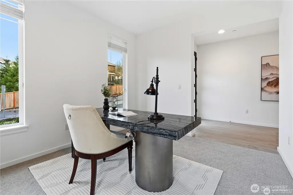 6563 SE 8th Place Renton WA 98059