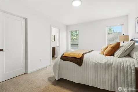 6563 SE 8th Place Renton WA 98059