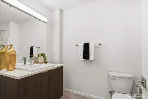 6563 SE 8th Place Renton WA 98059