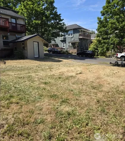 830 19th Avenue Seattle WA 98122