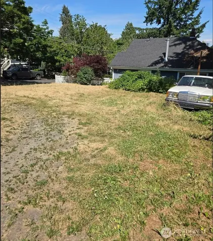 830 19th Avenue Seattle WA 98122
