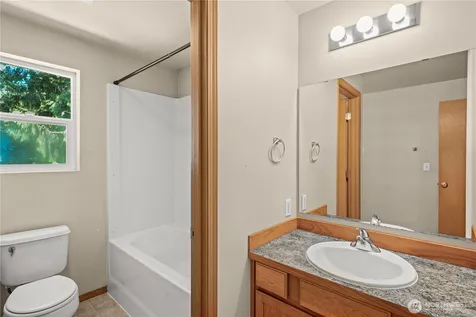 3014 175th Avenue NW Lakebay WA 98349