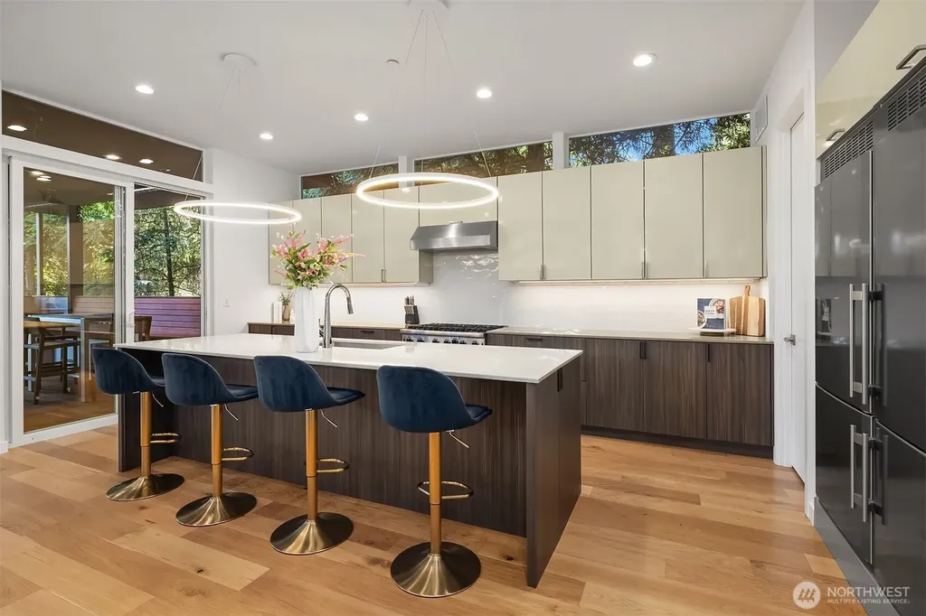 10827 108th Lane NE Kirkland WA 98033