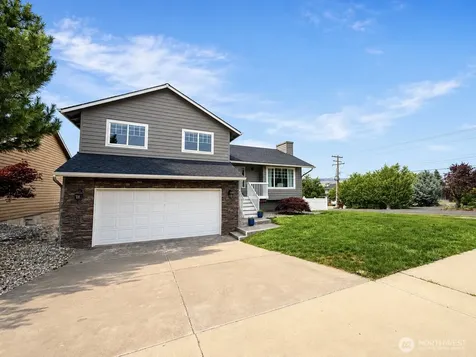 576 Saddle Rock Loop Wenatchee WA 98801