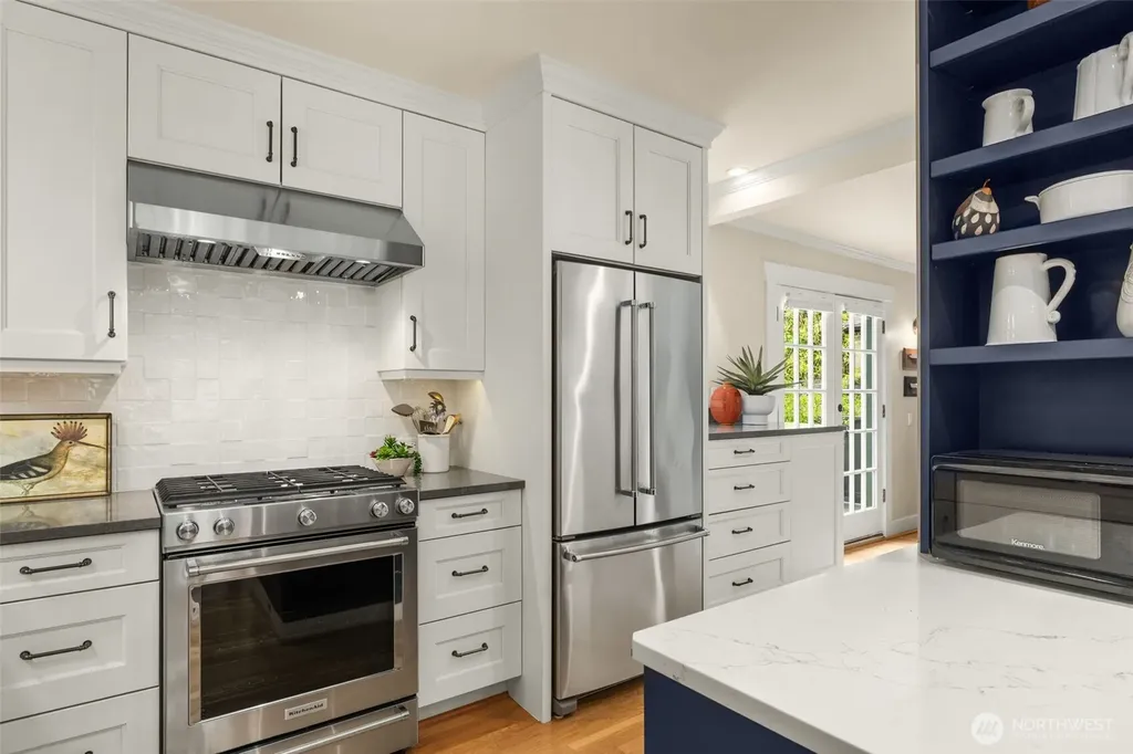 2729 38th Avenue SW Seattle WA 98126