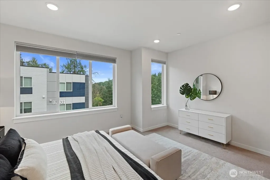 17335 90th Drive NE Bothell WA 98011