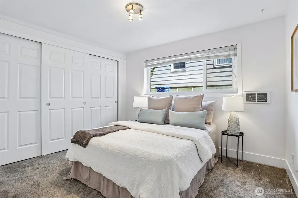 8354 11th Avenue NW Seattle WA 98117