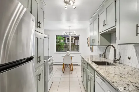 8354 11th Avenue NW Seattle WA 98117