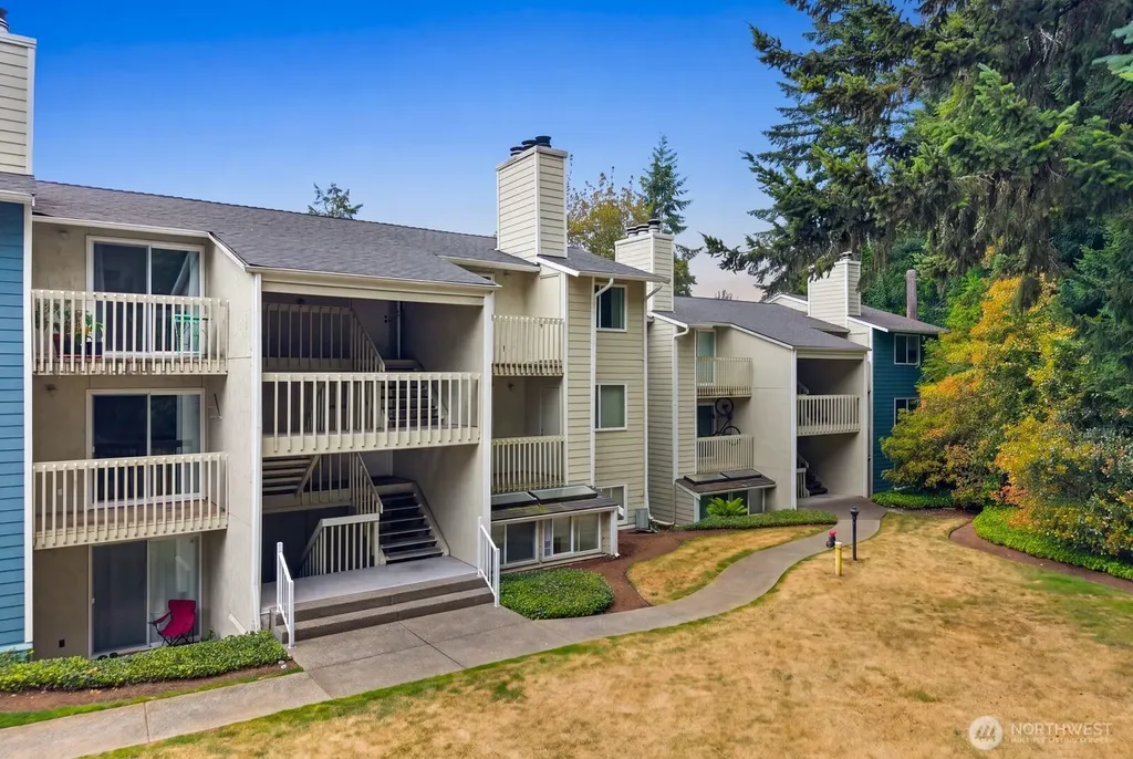 9494 Redmond Woodinville Road NE Redmond WA 98052