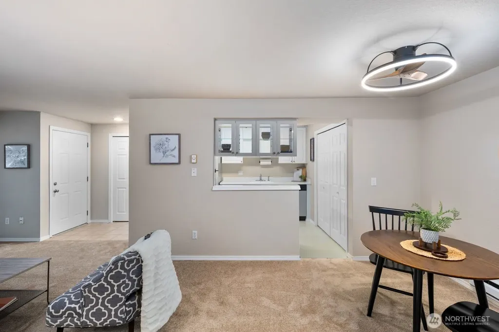 9494 Redmond Woodinville Road NE Redmond WA 98052
