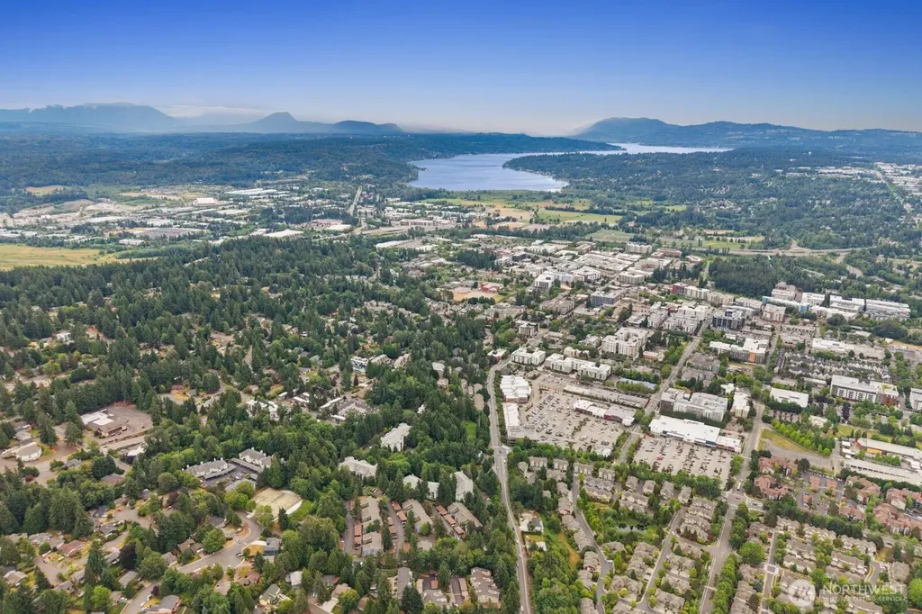 9494 Redmond Woodinville Road NE Redmond WA 98052